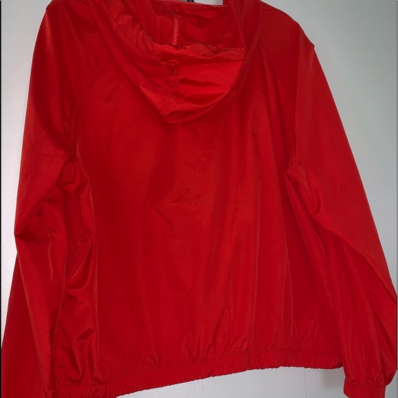 H&M red windbreaker - Picture 2 of 6